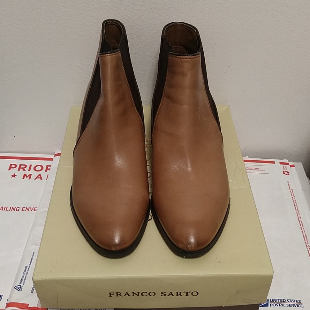 Franco Sarto Women's Tan Leather Ankle Boots 9 1/2        Like New